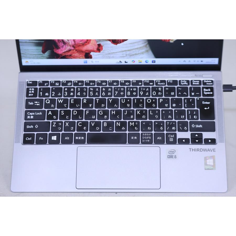 中古（目立った傷や汚れなし） 新品時約13.7時間長時間駆動バッテリー 16Gメモリ ドスパラ THIRDWAVE F-14IC i5-1035G1 16G 256G 14.0FHD Win11 ノートパソコン
