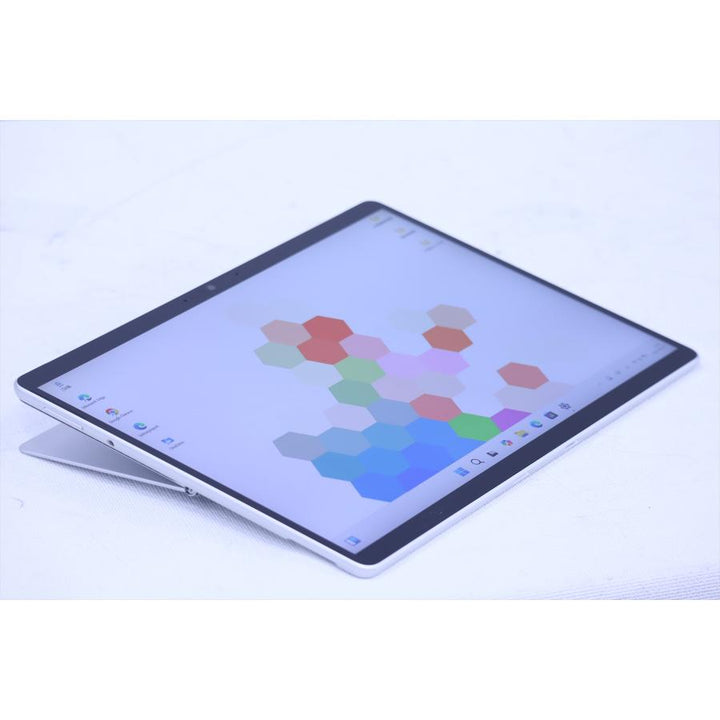 中古（やや傷や汚れあり） 11世代Corei5 16Gメモリ Surface Pro 8 i5-1145G7 16G 256G 13.0PixelSense Flowタッチ Windows11 新品キーボード追加可能 ノートパソコン