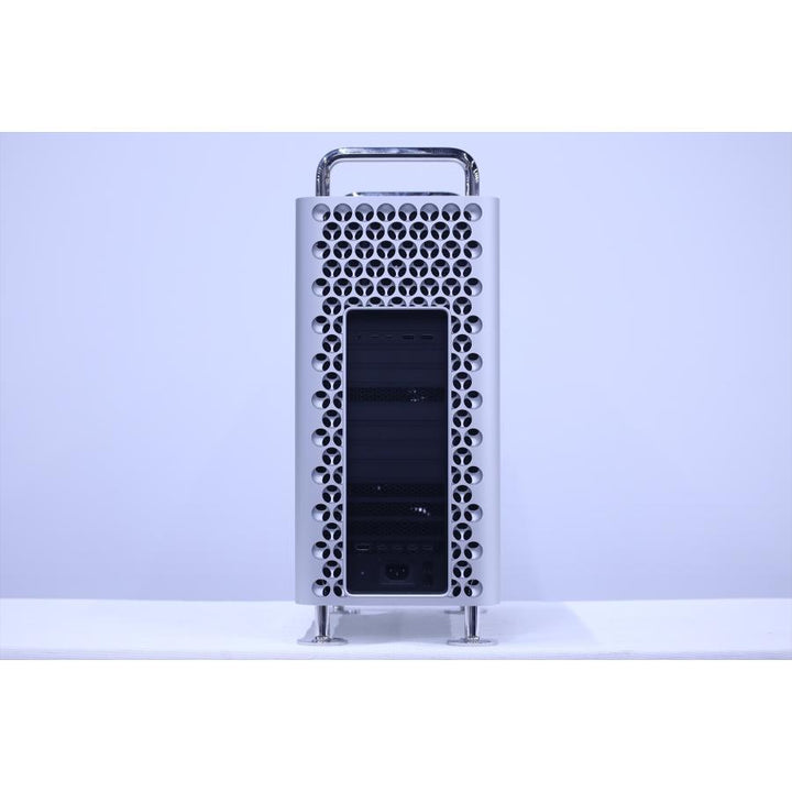 中古（目立った傷や汚れなし） 新品価格約60万 12コアXeon 98GBメモリ Pro W6800X デスクトップ MacPro 2019 X-3235 12Core Xeon W-3235 RAM98GB SSD1.0TB