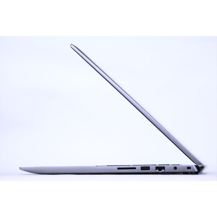 中古（目立った傷や汚れなし） 12世代Corei5 16Gメモリ Vostro 16 5620 i5-1240P 16GB SSD256GB 16.0WUXGA Wi-Fi 6 Windows11 ノートパソコン